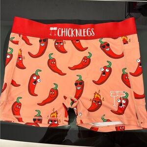 Chicknlegs shorts